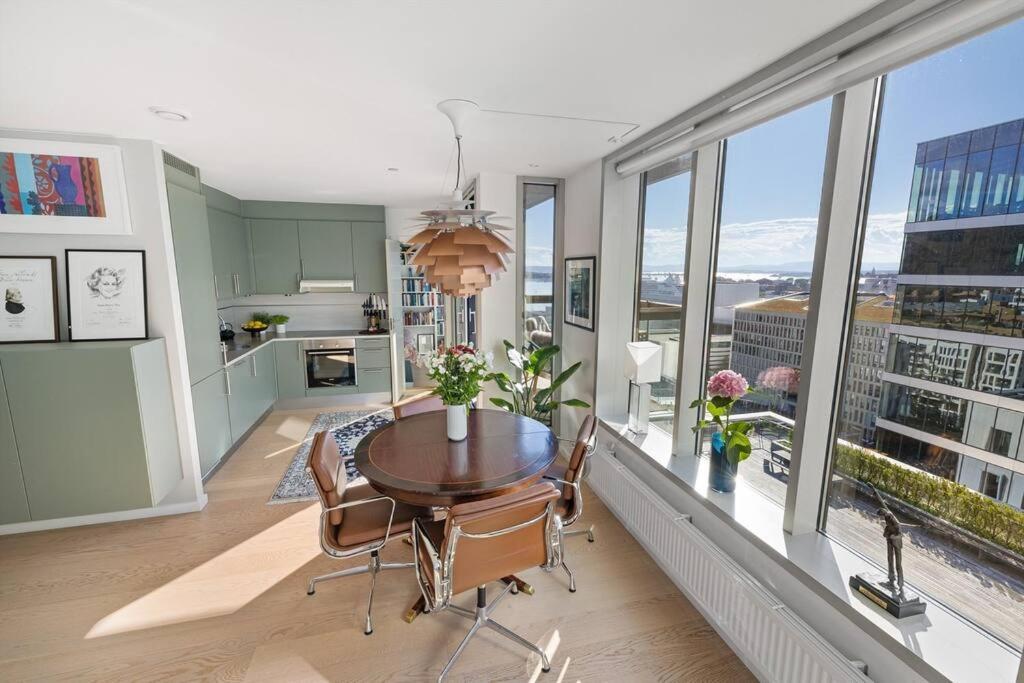 Modern 2Bed Room Sea View Apartment @ Oslo Barcode Eksteriør billede
